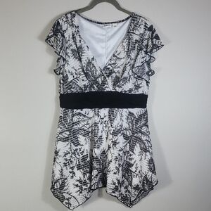 Y2K Cato Womens Babydoll Asymmetrical Tunic Top Size L Black White Ruffle Leaf